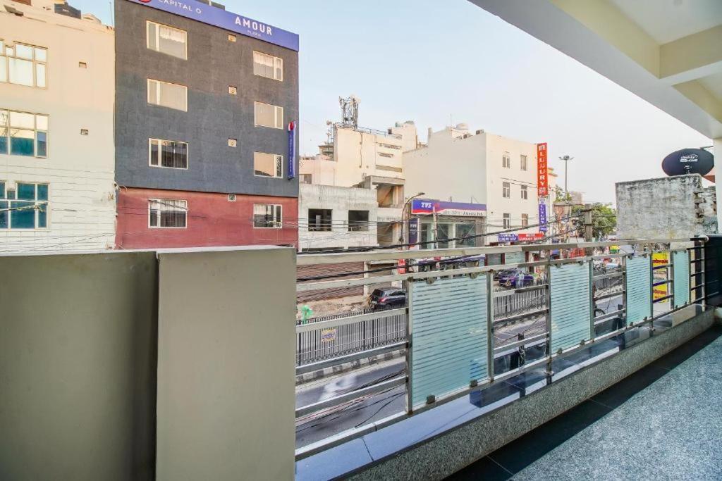 Hotel Classic Paradise 뉴델리 외부 사진